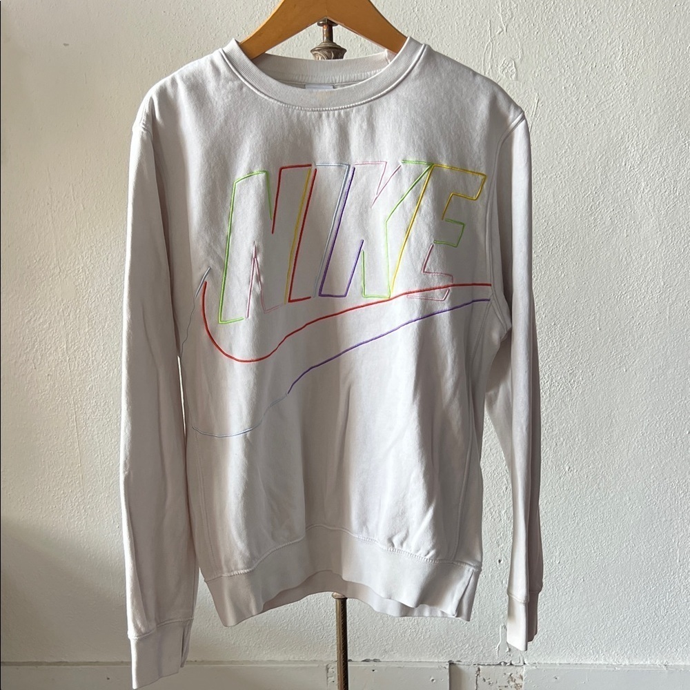 Nike Multi Color Embroidery Sweatshirt Small - Picture 1 of 4